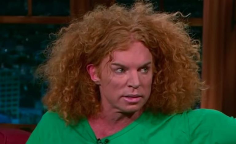 Read more about the article Is the Carrot Top Gay? Know All About Him
